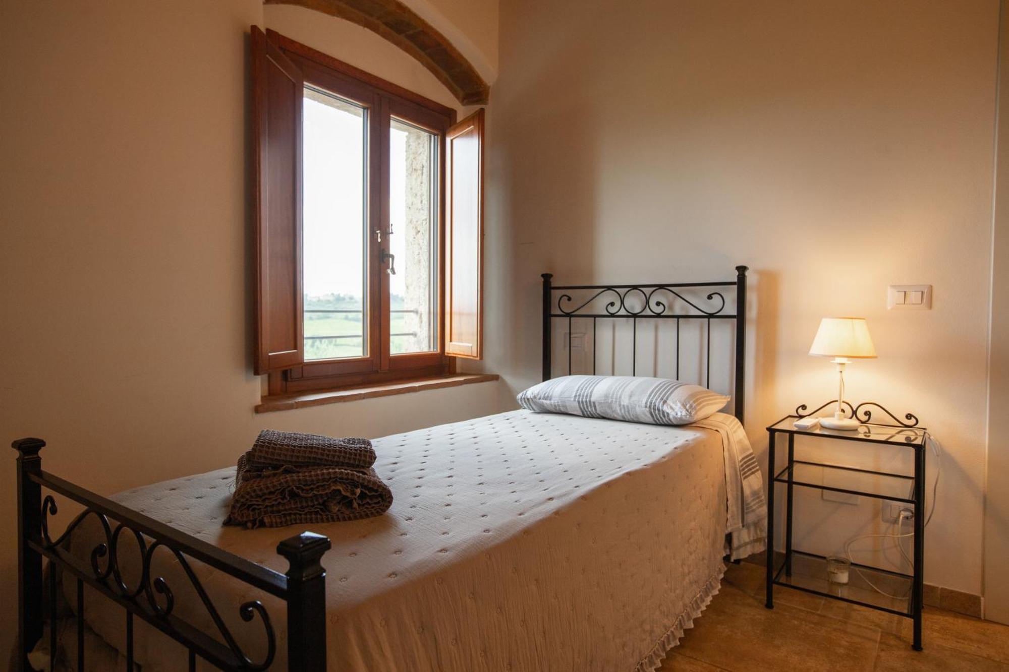 Appartement Vittoria Chianti Vacations à Poggibonsi Extérieur photo