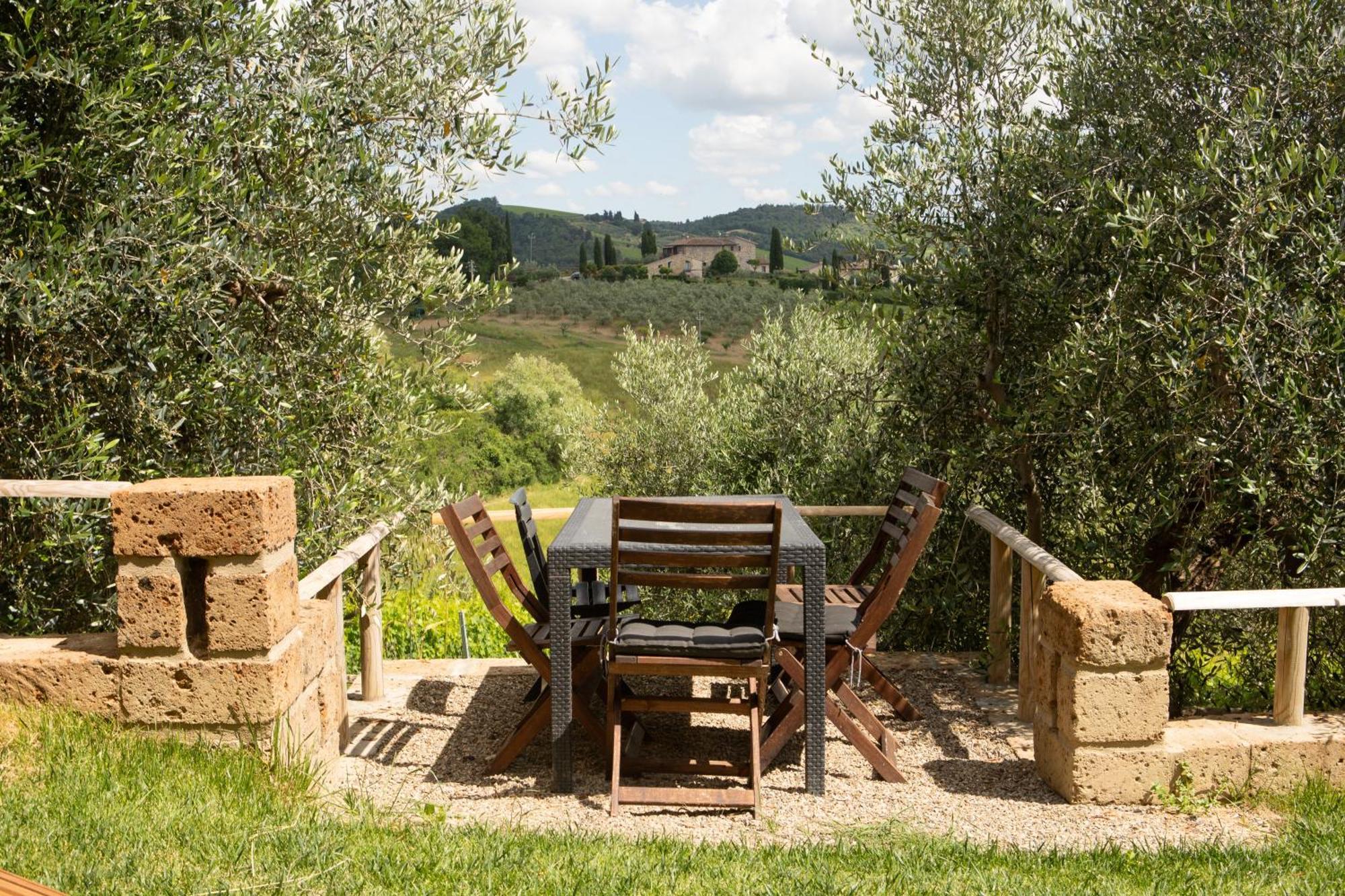 Appartement Vittoria Chianti Vacations à Poggibonsi Extérieur photo
