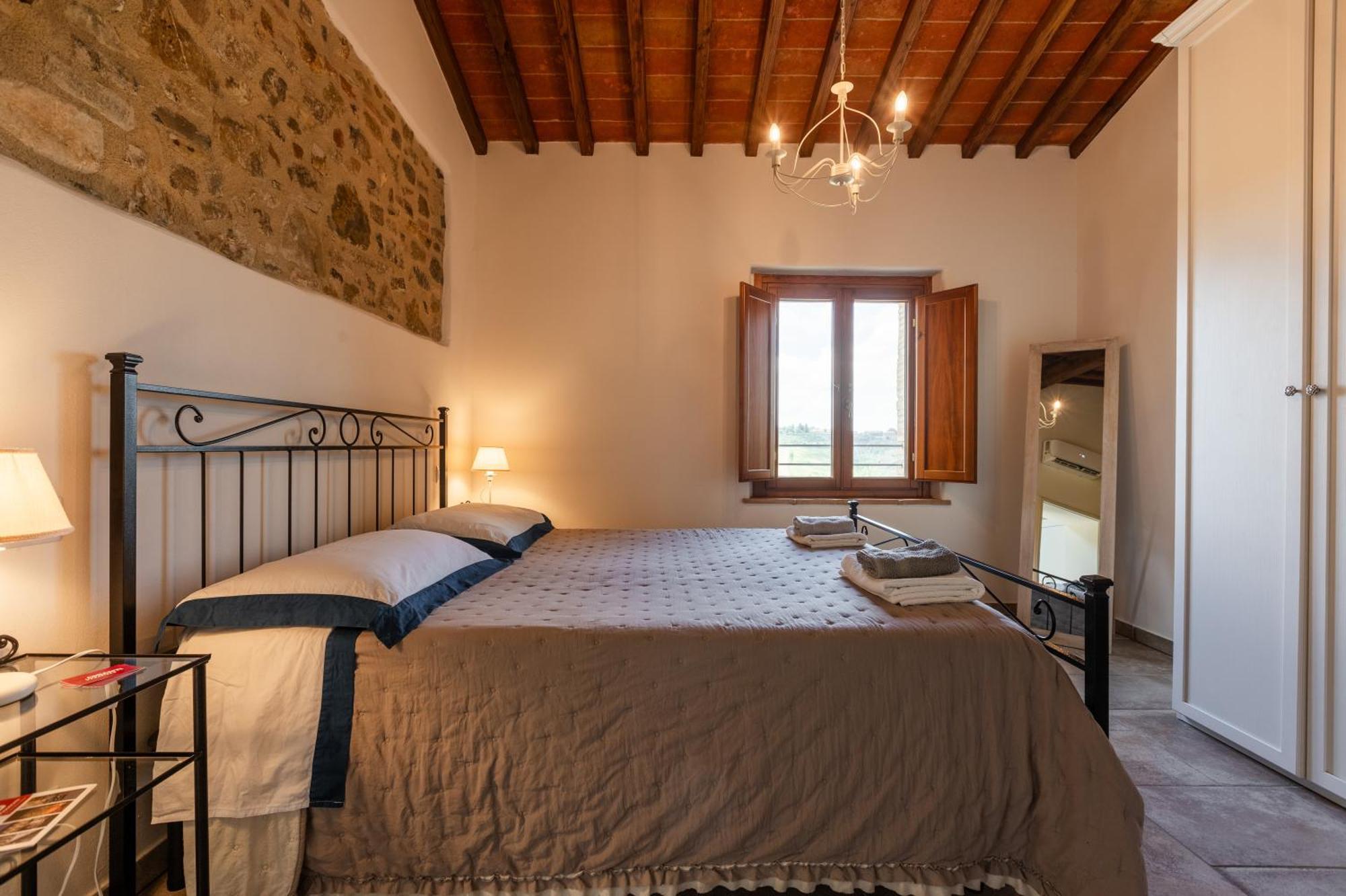 Appartement Vittoria Chianti Vacations à Poggibonsi Extérieur photo